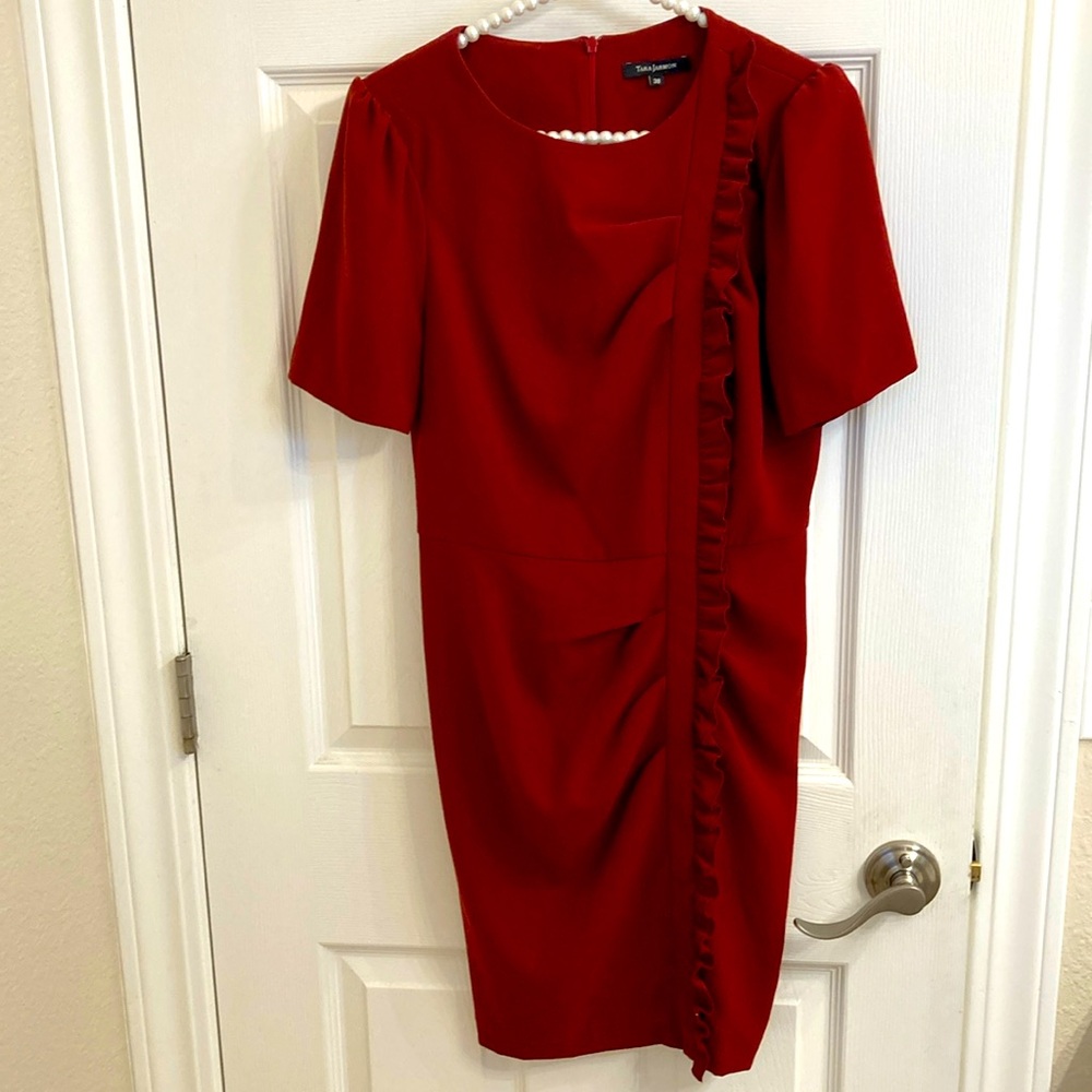 Garnet red Tara Jarmon dress size 38 above the knee